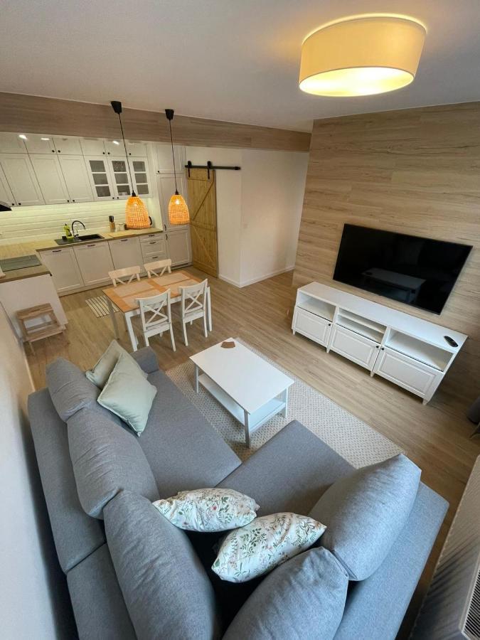 Apartamenty Guzik 22 Krosno Exteriör bild